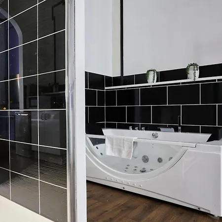 Ng Prestige - Lille L Roubaix Trichon - Balneo - Netflix - Wifi Apartment Exterior photo